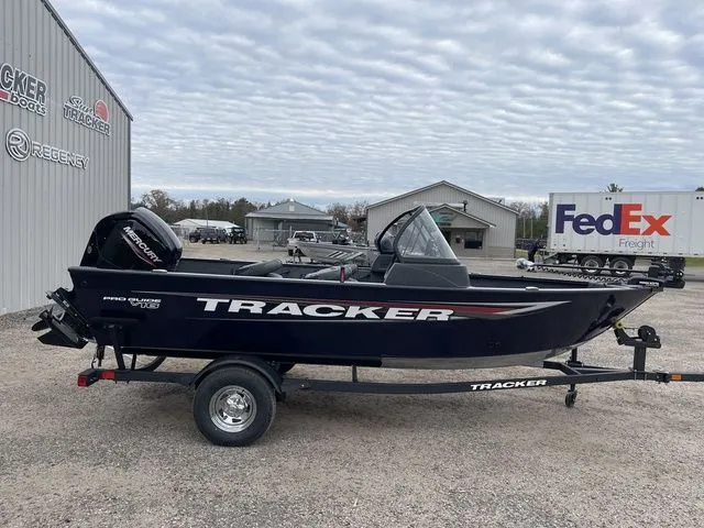 Slide: The Image of Tracker Pro Guide V-16 WT 2026 - 9