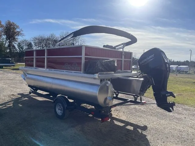 Slide: The Image of Sun Tracker Party Barge 16 DLX 2026 - 5