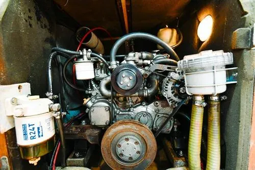 Slide: The Image of Engine compartment of a 1999 Jeanneau Sun Odyssey 42.2 sailboat. - 30