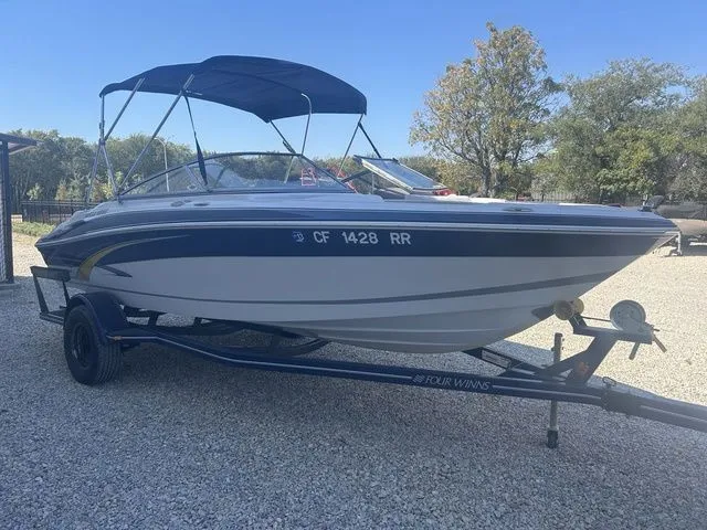 Slide: The Image of Four Winns 200 Horizon 2007 - 6