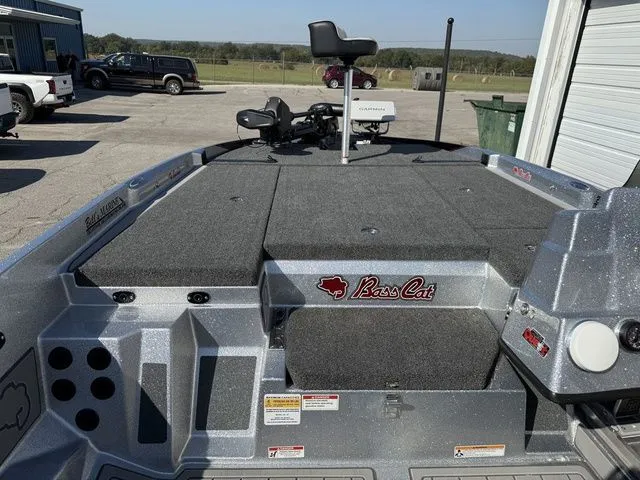 Slide: The Image of Bass Cat Lynx STS 2026 - 13