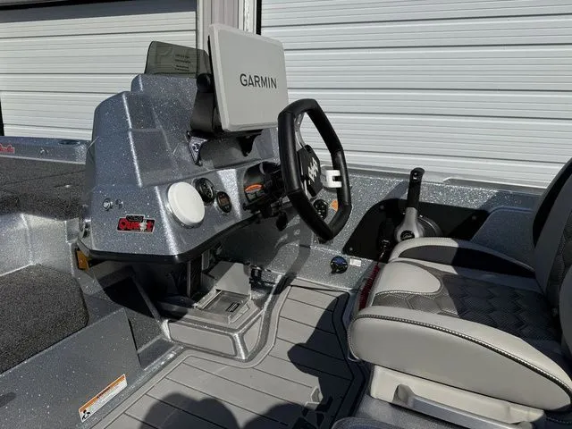 Slide: The Image of Bass Cat Lynx STS 2026 - 14