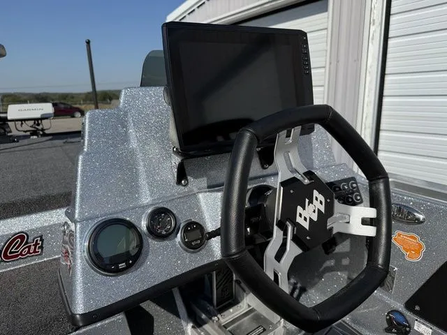 Slide: The Image of Bass Cat Lynx STS 2026 - 15