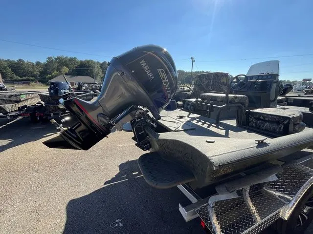 Slide: The Image of War Eagle 961 BLACKHAWLK 2026 - 23