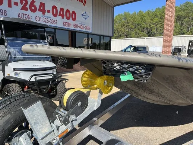 Slide: The Image of War Eagle 961 BLACKHAWLK 2026 - 25