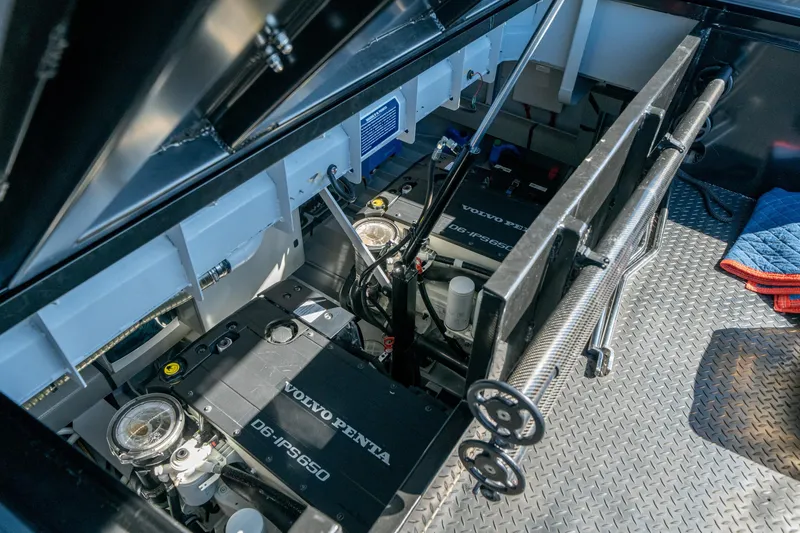 Slide: The Image of Engine compartment of 2022 Vanquish Yachts VQ45 with Volvo Penta D6-IPS650 engine. - 38