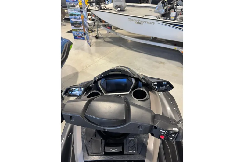 Slide: The Image of 2025 Yamaha WaveRunner FX HO dashboard and controls in showroom setting. - 4