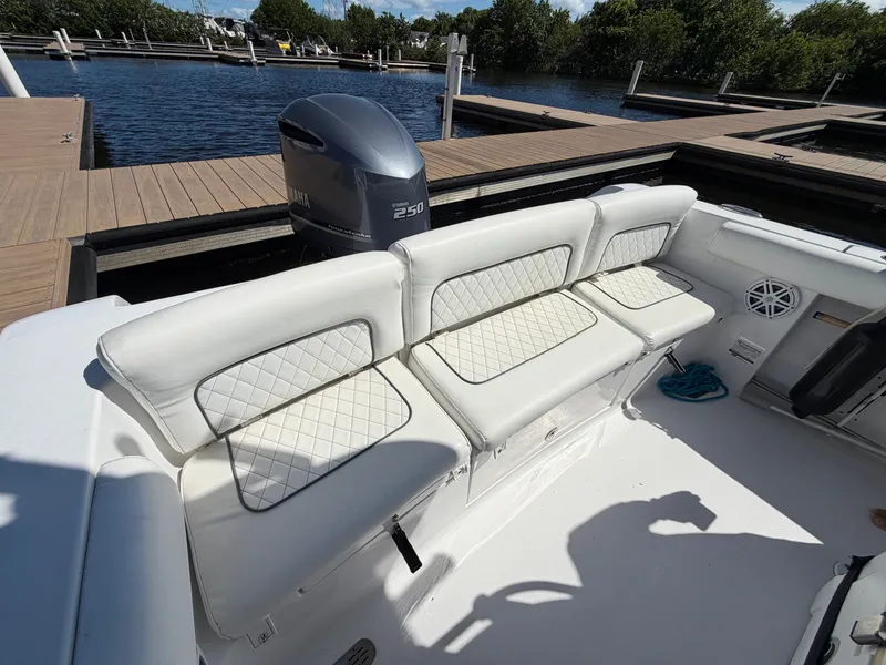 Slide: The Image of Sportsman Heritage 231 Center Console 2021 - 13