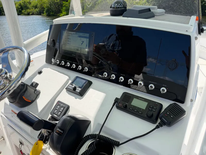 Slide: The Image of Sportsman Heritage 231 Center Console 2021 - 16