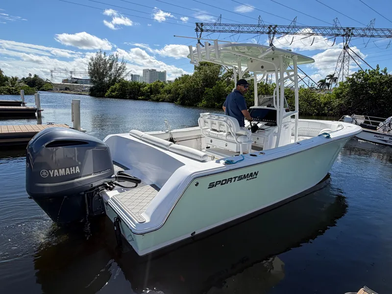 Slide: The Image of Sportsman Heritage 231 Center Console 2021 - 2