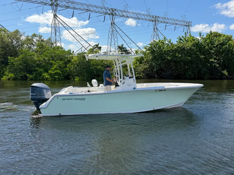 Slide: The Image of Sportsman Heritage 231 Center Console 2021 - 6