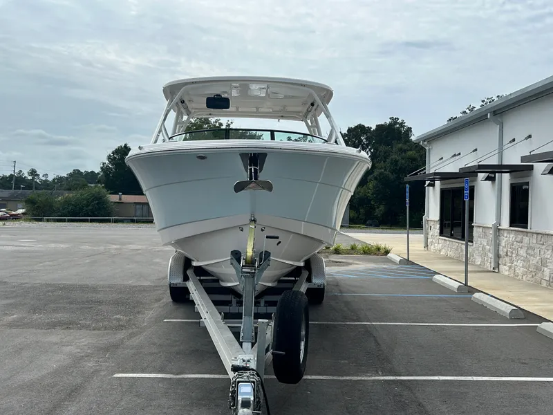 Slide: The Image of Robalo R317 Dual Console 2025 - 7