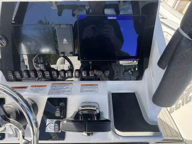 Slide: The Image of Yamaha 255 FSH Sport E 2025 - 22