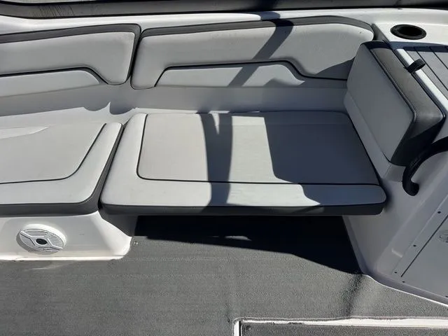 Slide: The Image of Yamaha AR190 2021 - 15