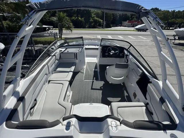 Slide: The Image of Yamaha AR190 2021 - 7