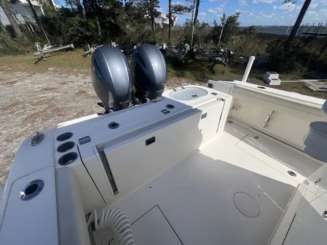 Slide: The Image of Cobia 261 Center Console 2019 - 10