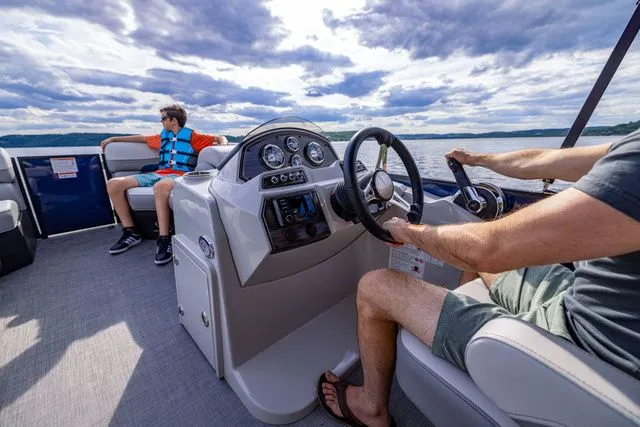 Slide: The Image of Lowe SS210DLCL 2026 - 4