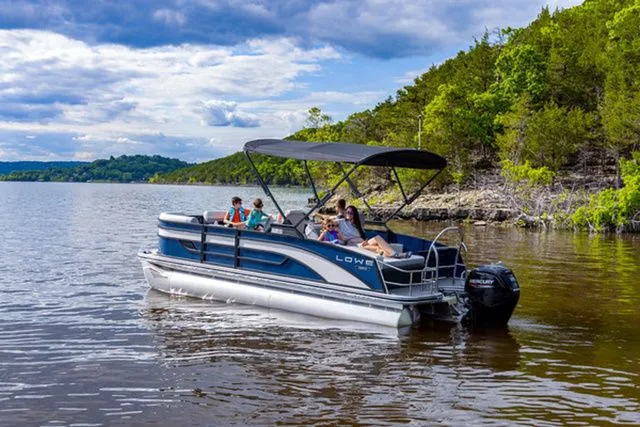 Slide: The Image of Lowe SS210DLCL 2026 - 8