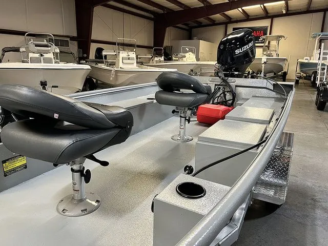 Slide: The Image of Xtreme Boats 1548SS Tunnel 2026 - 8