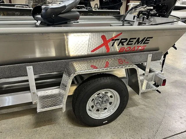 Slide: The Image of Xtreme Boats 1542SS 2026 - 4