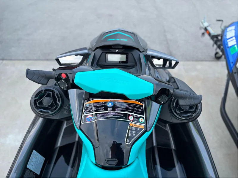 Slide: The Image of Sea-Doo GTR 230 iBR Sound System 2024 - 4