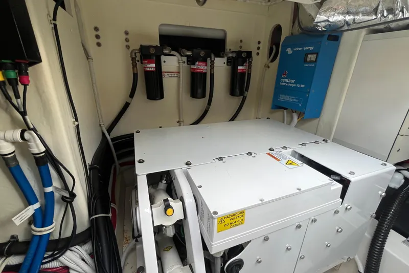 Slide: The Image of Tiara Yachts 43LE Jp Vidaillet - 27