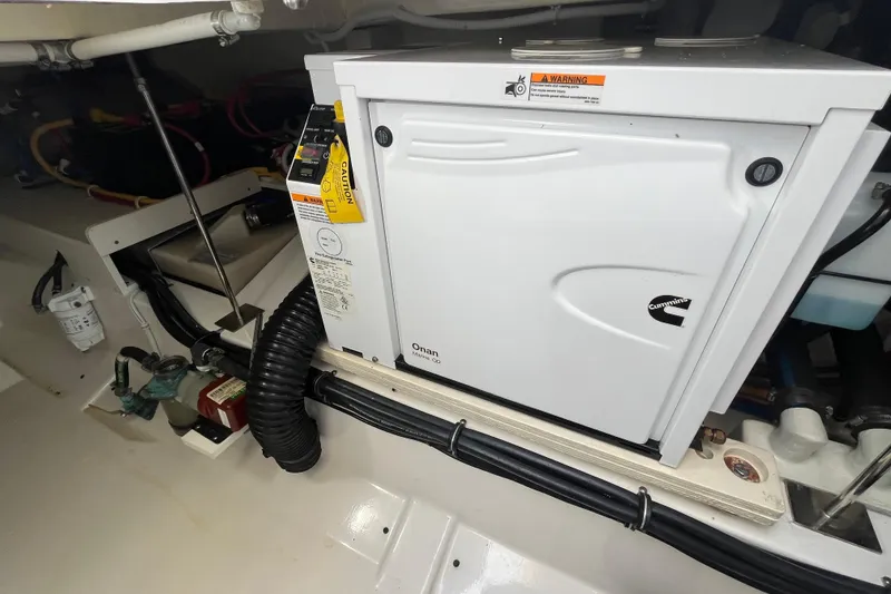 Slide: The Image of Tiara Yachts 43LE Jp Vidaillet - 28