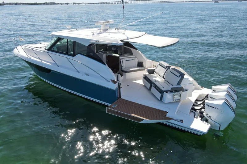 Slide: The Image of Tiara Yachts 43LE Jp Vidaillet - 9