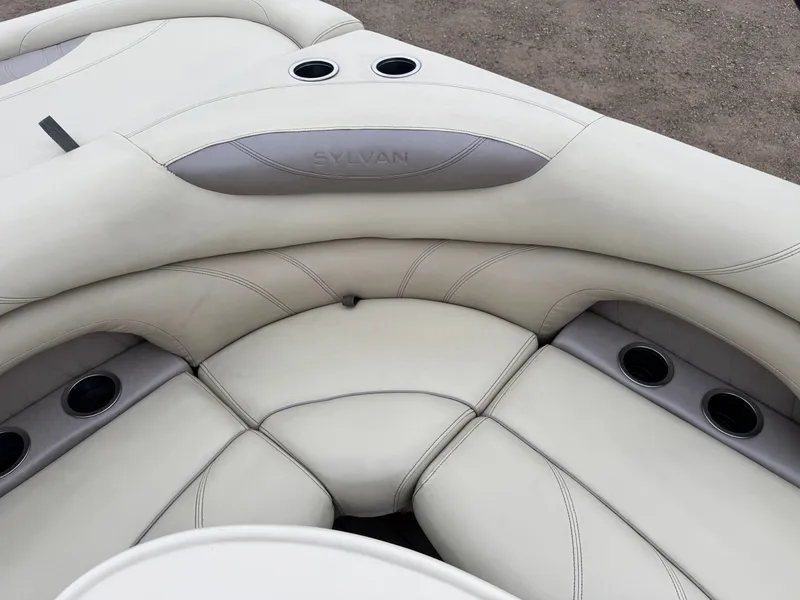 Slide: The Image of Sylvan Mirage 820 Cruise 2018 - 34