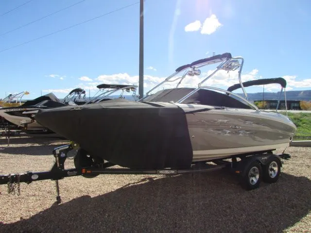 Slide: The Image of Sea Ray 220 Select 2007 - 13