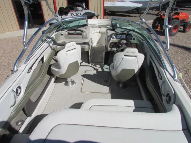 Slide: The Image of Sea Ray 220 Select 2007 - 5
