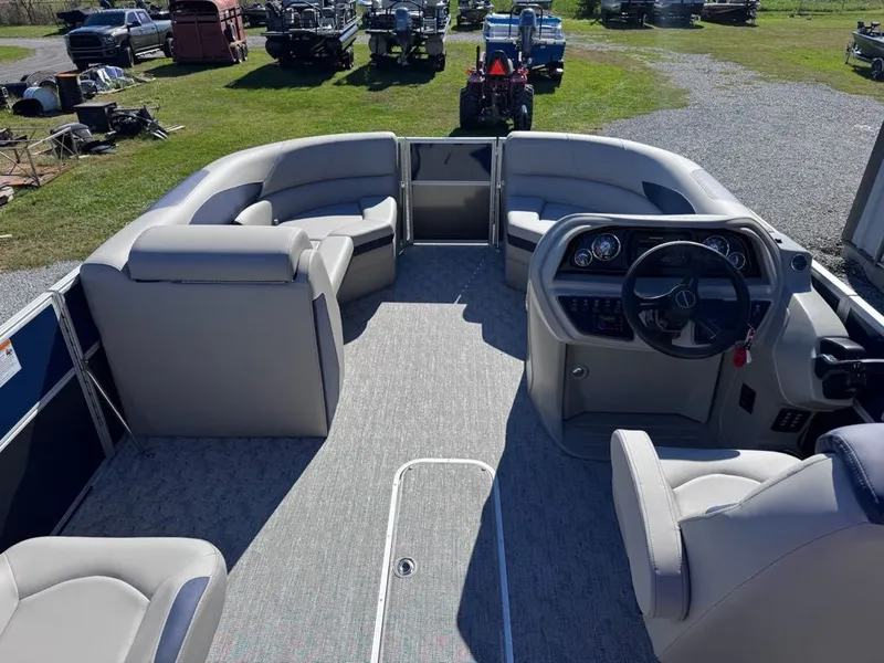 Slide: The Image of Berkshire LE Series 22RFX LE 2026 - 9