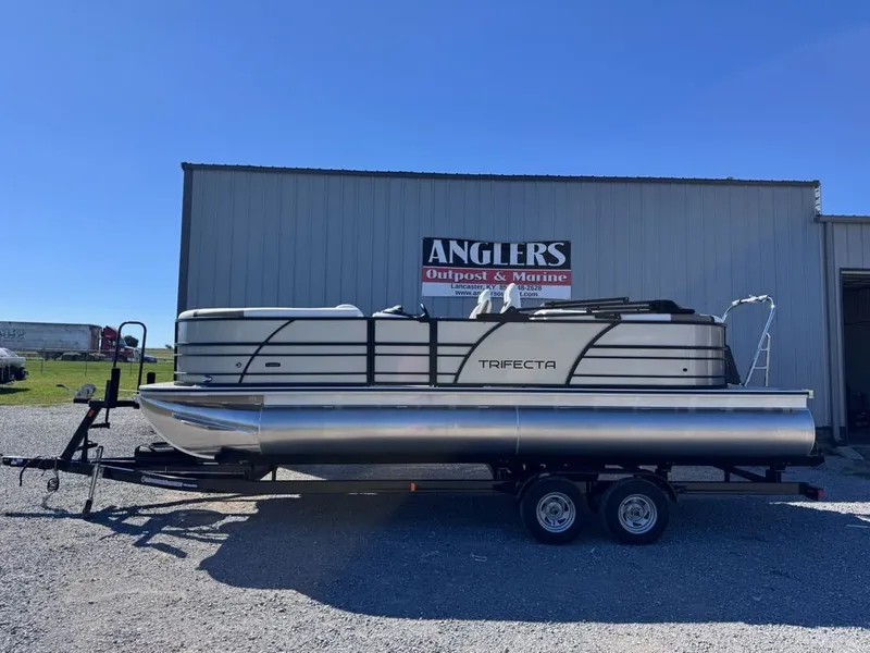 The Image of Trifecta C Series 24RFC CS 2026 - 1