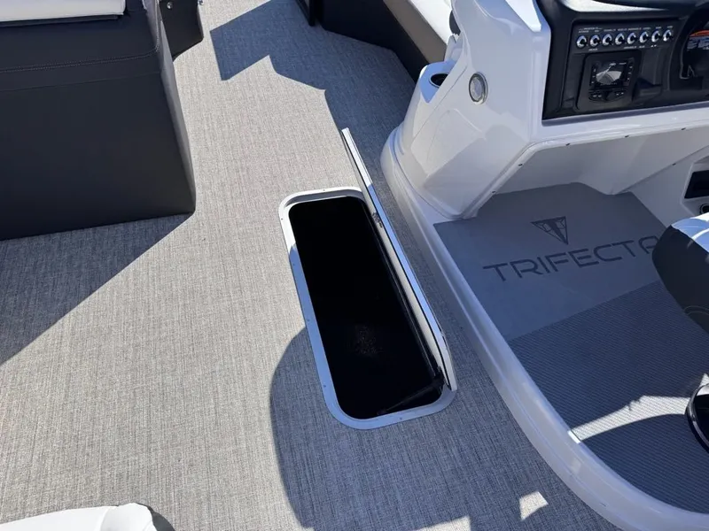 Slide: The Image of Trifecta C Series 24RFC CS 2026 - 19