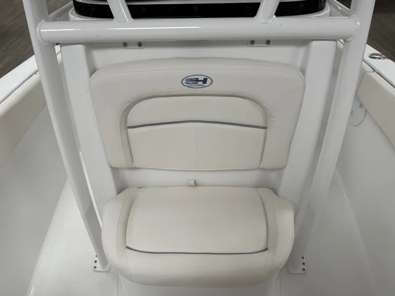 Slide: The Image of Sea Hunt Ultra 219 2026 - 6