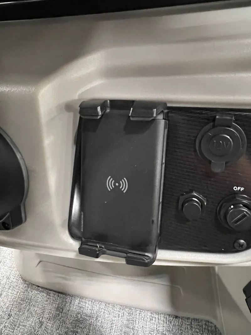 Slide: The Image of Berkshire LE Series 20A LE 2026 - 8