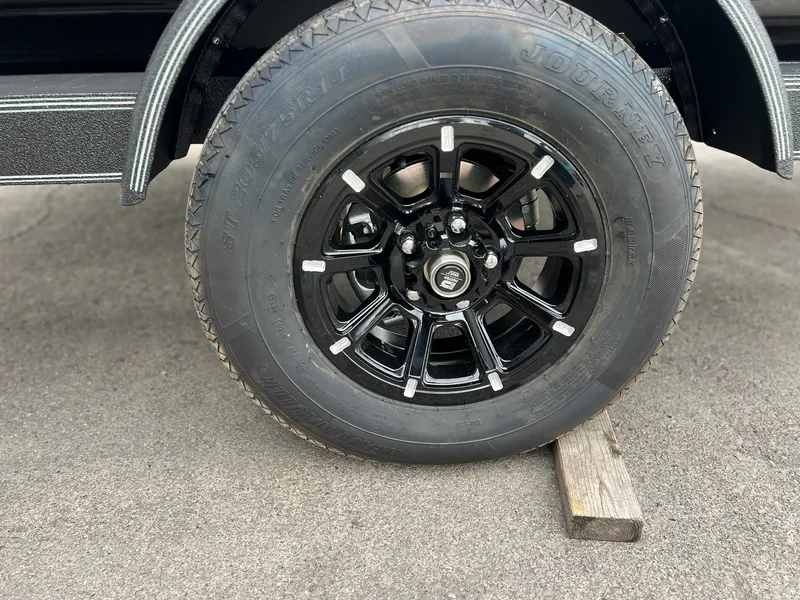 Slide: The Image of Skeeter ZX150 2026 - 13