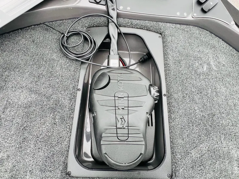 Slide: The Image of Skeeter ZX150 2026 - 27