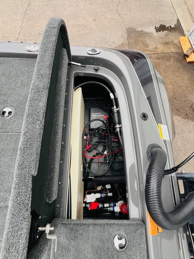 Slide: The Image of Skeeter ZX150 2026 - 37