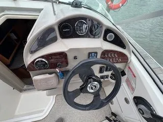 Slide: The Image of Sea Ray Sundancer 260 2006 - 7