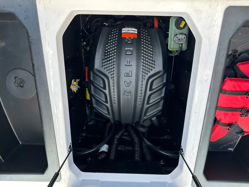 Slide: The Image of Moomba Max 2024 - 25