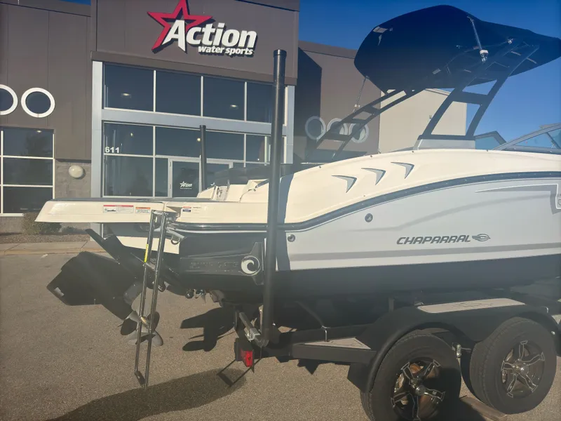 Slide: The Image of Chaparral 21 Surf 2022 - 11