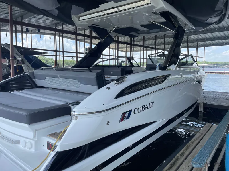 Slide: The Image of Cobalt A29 2022 - 15