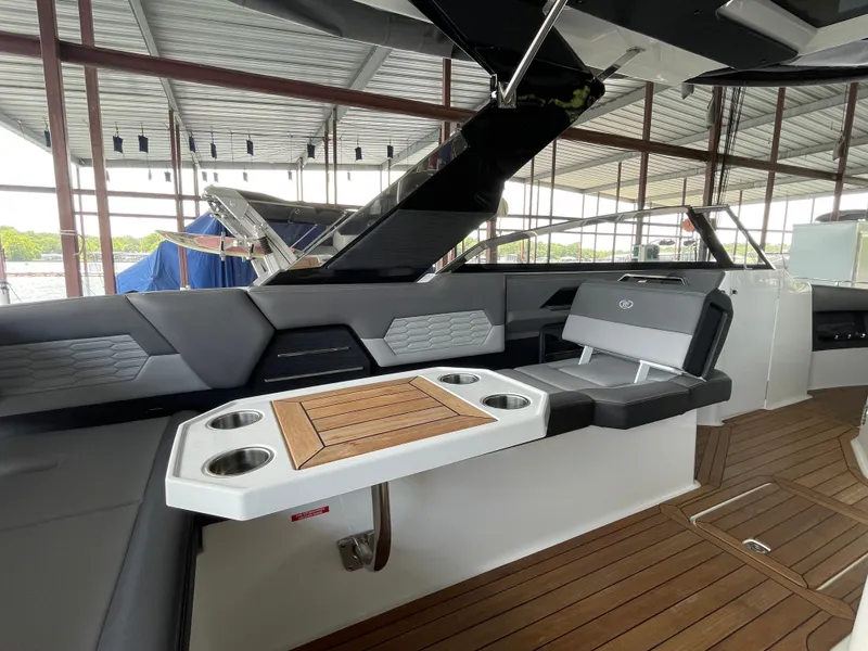 Slide: The Image of Cobalt A29 2022 - 6