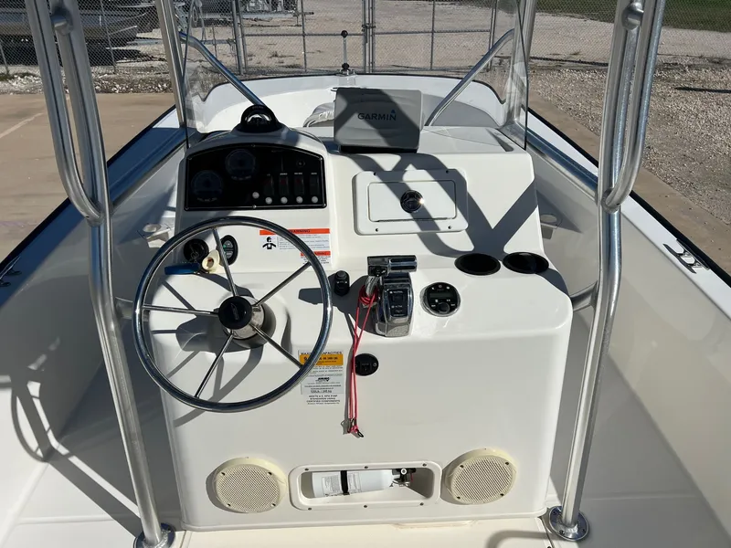 Slide: The Image of Boston Whaler 210 Montauk 2012 - 19