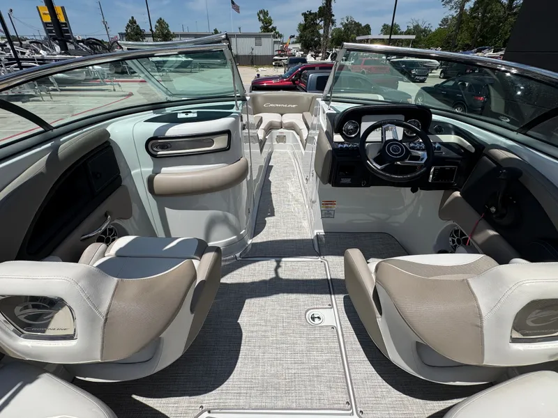 Slide: The Image of Crownline Boats 265 SS 2020 - 18