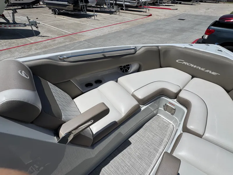 Slide: The Image of Crownline Boats 265 SS 2020 - 20
