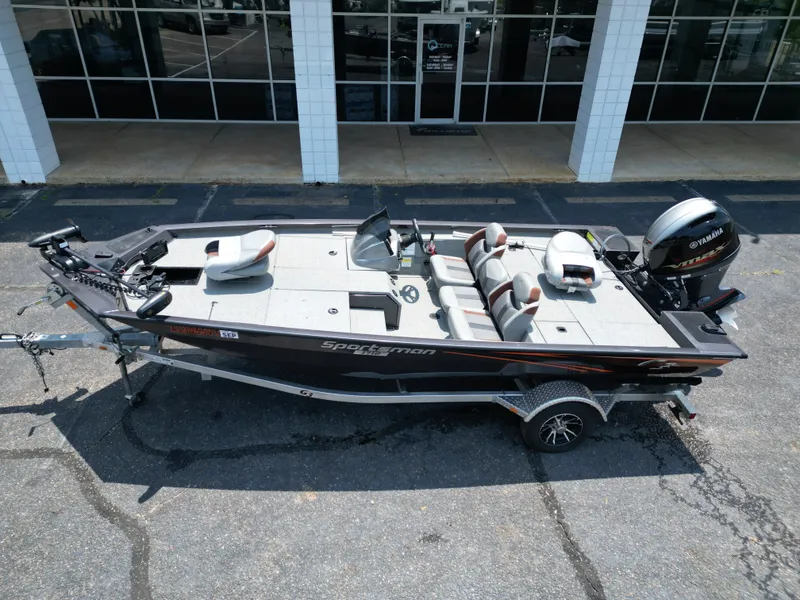 Slide: The Image of G3 Sportsman 1710 2023 - 10