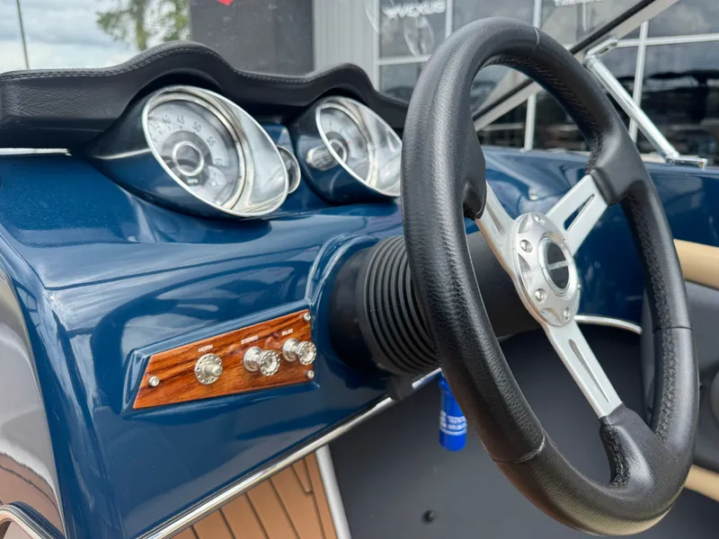 Slide: The Image of Glastron GT 180 2016 - 14