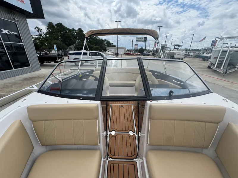 Slide: The Image of Glastron GT 180 2016 - 30